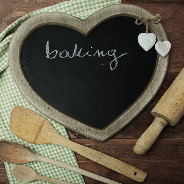 黑板和烘烤物品图片下载