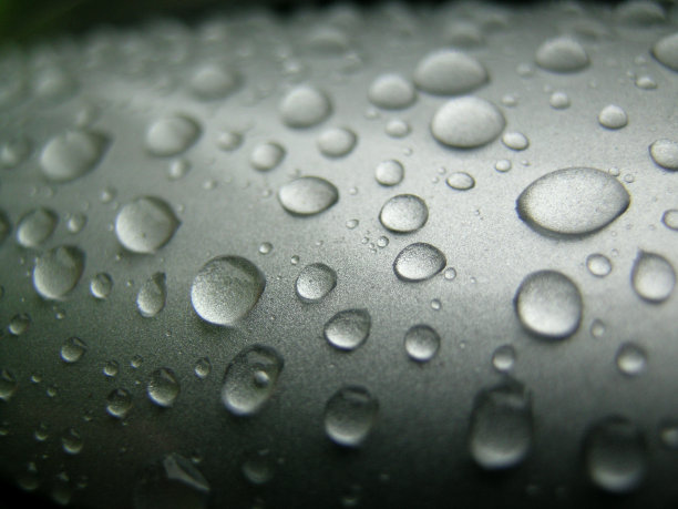 金属雨图片下载