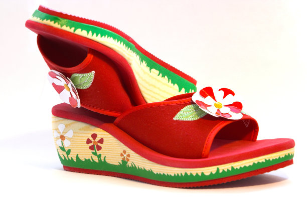 红色的拖鞋图片下载
