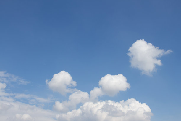 白色的白云图片下载