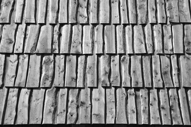 用木瓦盖屋顶图片下载