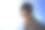 自信的男人向下看图片下载