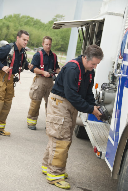 消防队员图片下载