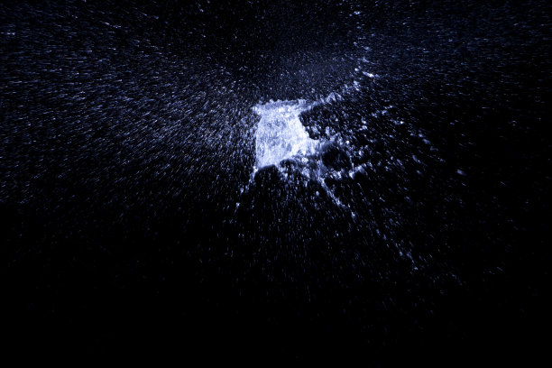 蓝色的爆炸图片下载