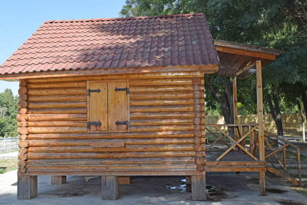 有正面的木屋图片下载