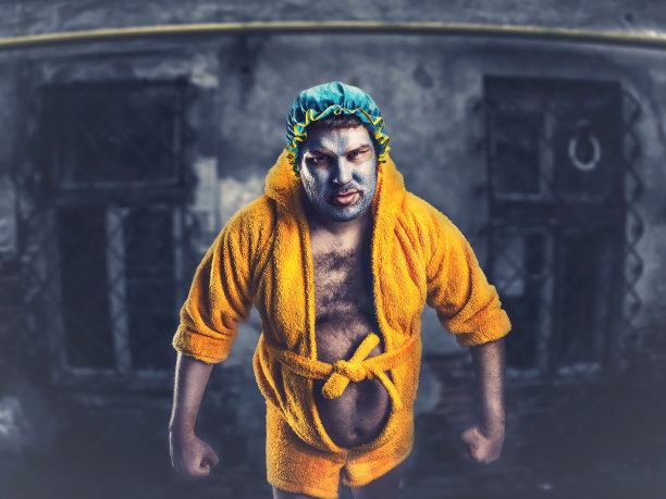 街上有个戴着面膜的陌生男人图片下载