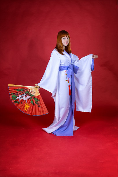 和服的女孩图片下载