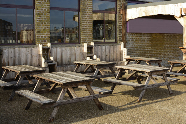 马尔盖特港的酒吧。肯特。英格兰图片下载