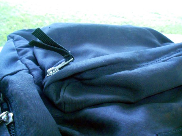 黑色的袋子里图片下载