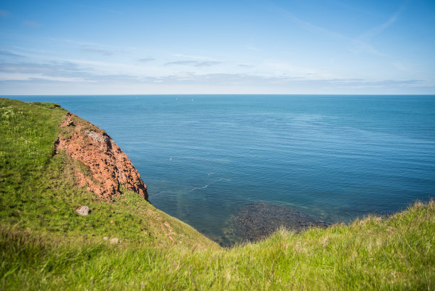 在红岩形成的大海，田园田园的海景图片下载
