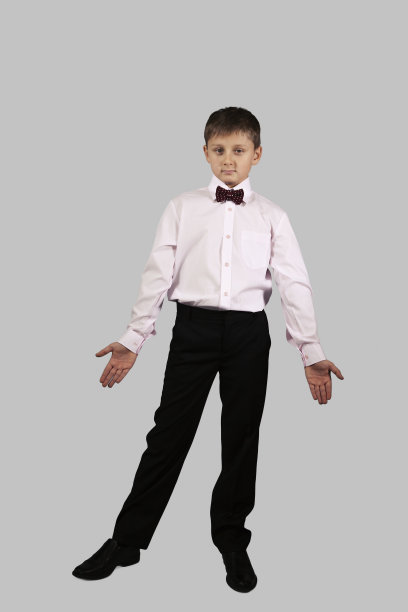 灰色背景下的男孩(06)图片下载