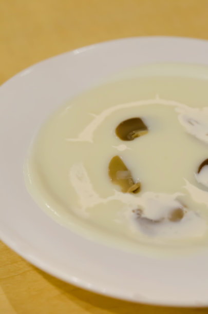 蘑菇汤图片下载