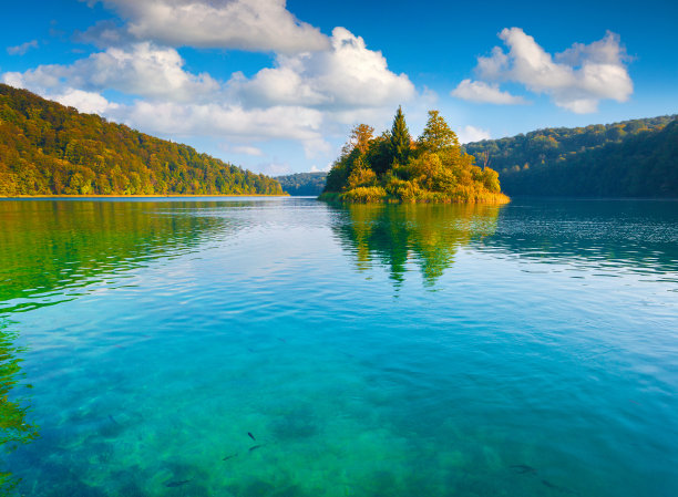 普利特维茨湖国家公园的壮丽景色图片下载