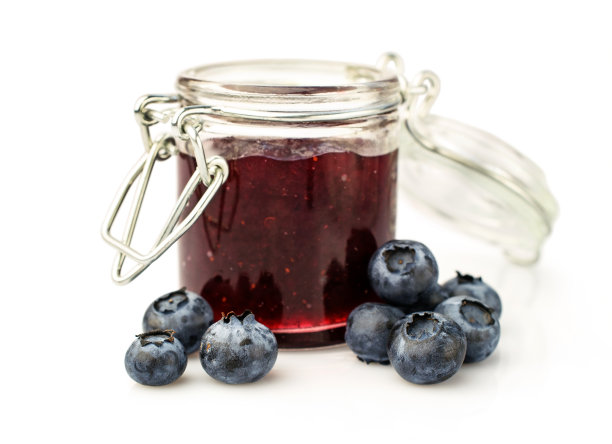 玻璃罐里的蓝莓果酱图片下载