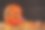 万圣节杰克灯糖果桶洒在木头上图片下载