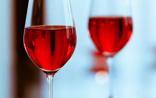 一杯红酒图片下载