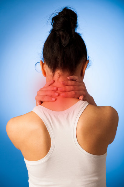 颈部受伤-女性疼痛图片下载