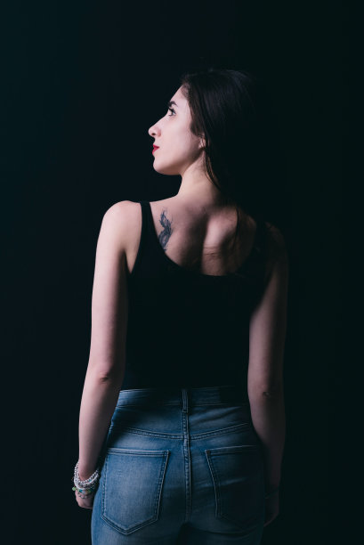 漂亮的女人肖像图片下载