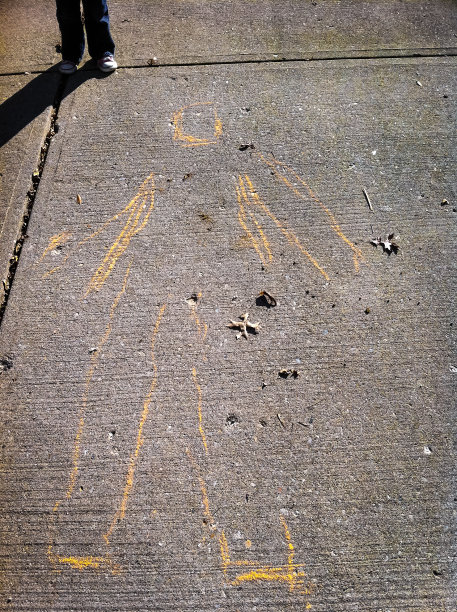 粉笔轮廓线图片下载