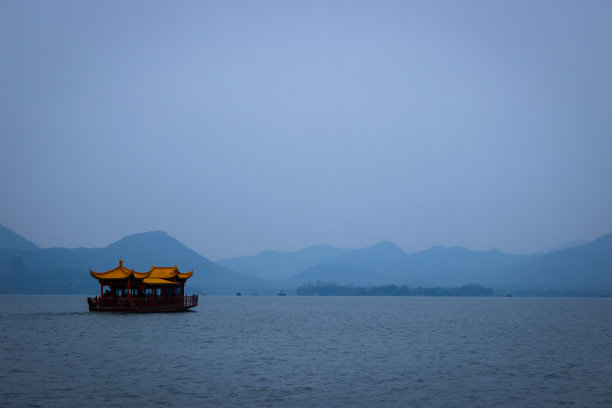 杭州船多云图片下载