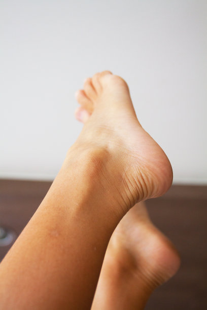 英尺高图片下载