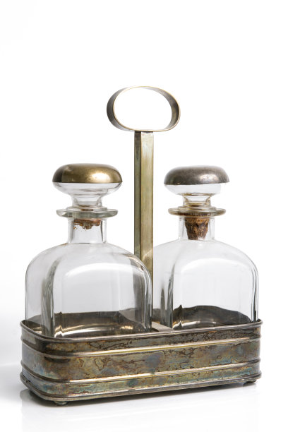 古老的调味瓶图片下载