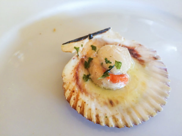 烤扇贝女王素材图片