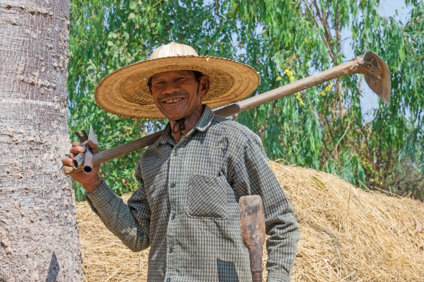 亚洲年长农民图片下载
