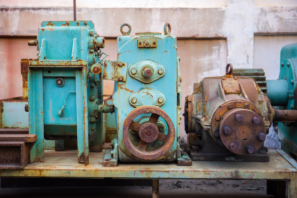 绿色老钢机带锈，复古配件，行业理念图片下载