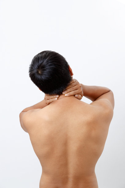 颈部肌肉因运动而疼痛图片下载