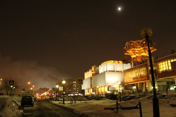 神秘的街道图片下载