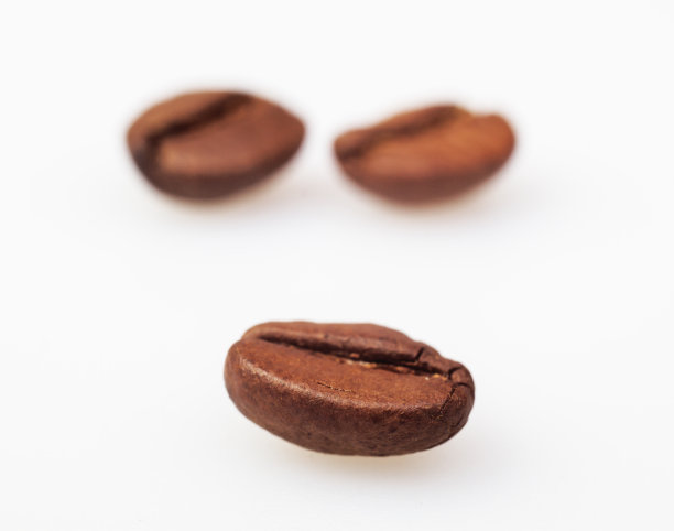 咖啡豆孤立在白色图片下载