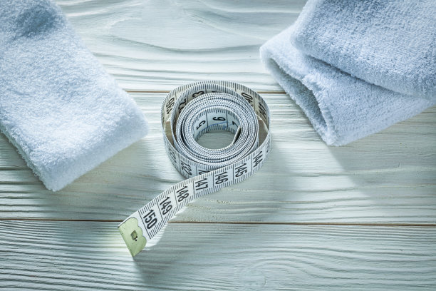 木板运动训练用卷尺吸汗带图片下载