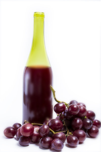 酒体背景为白色图片下载