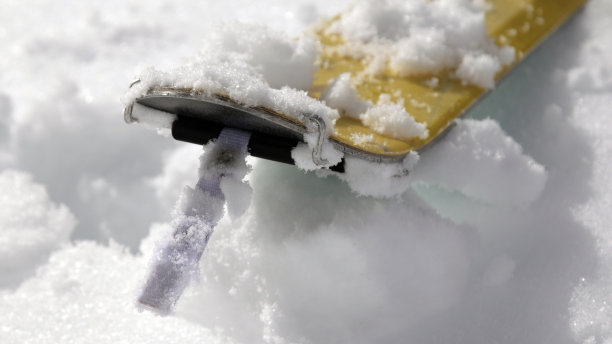 旅游滑雪准备好了图片下载