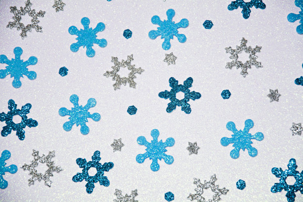 冬天的雪花在白色的闪闪发光图片下载