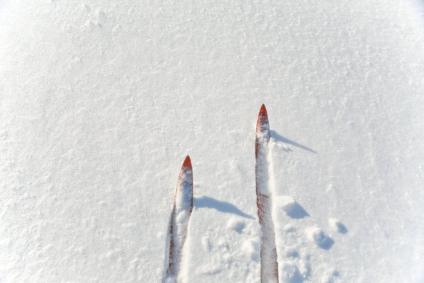 越野滑雪图片下载