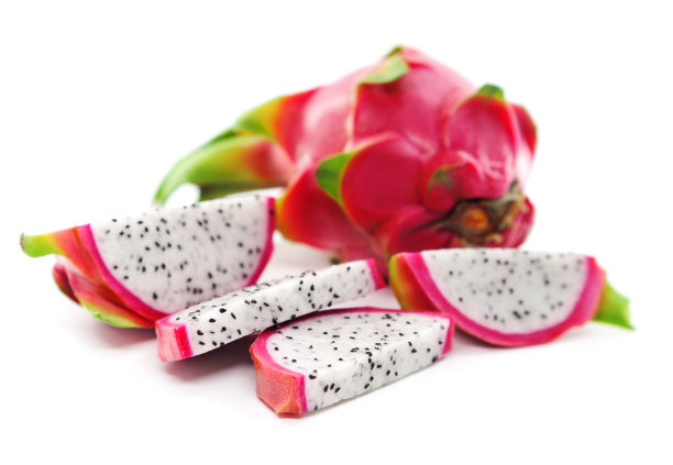 火龙果或火龙果在白色背景下分离素材图片