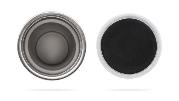 顶部和底部视图的不锈钢瓶在孤立的背景与剪切路径。图片下载