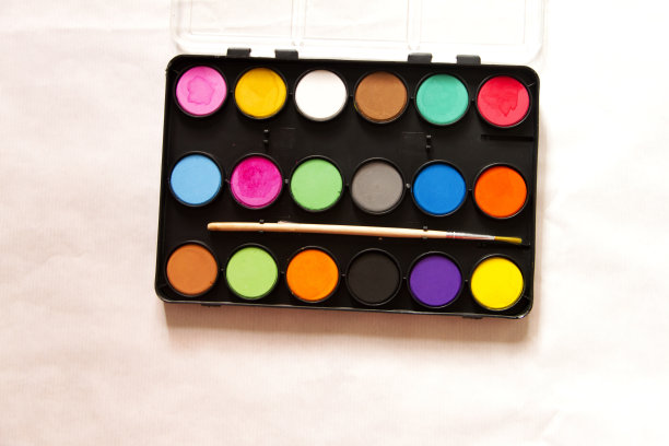 盒水彩图片下载