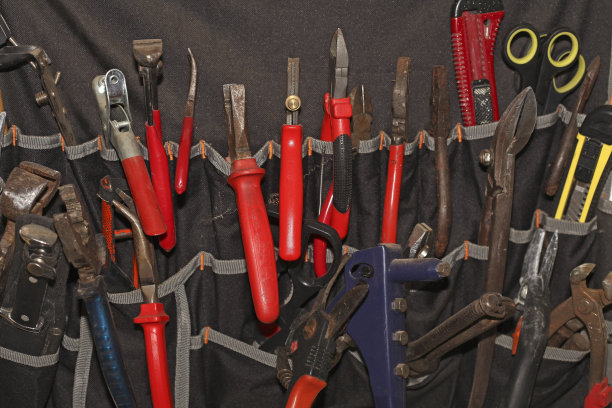 工具箱中的一套工具图片下载