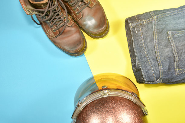 衣服和配饰的彩色背景图片下载