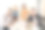 办公室里有创意的微笑小组图片下载
