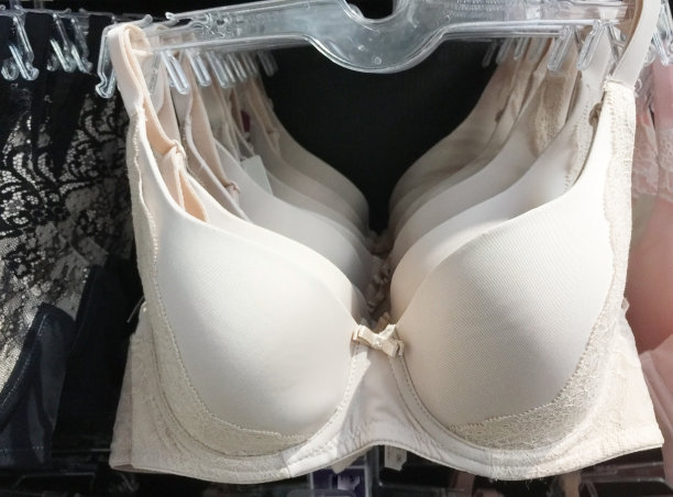 内衣和零售店暂停营业图片下载