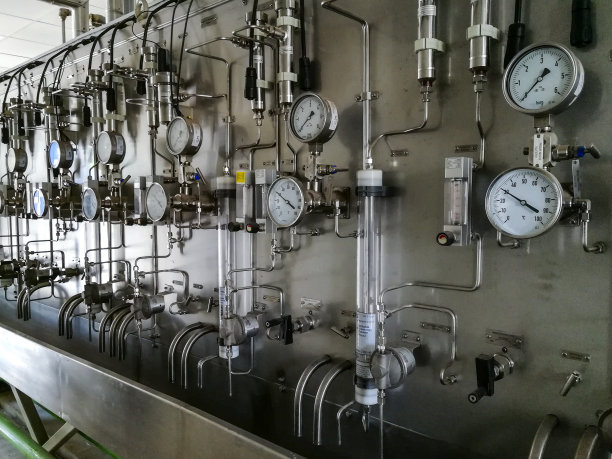 电厂采样室蒸汽和化学采样板图片下载