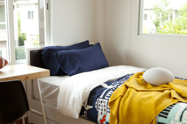 男孩的卧室图片下载