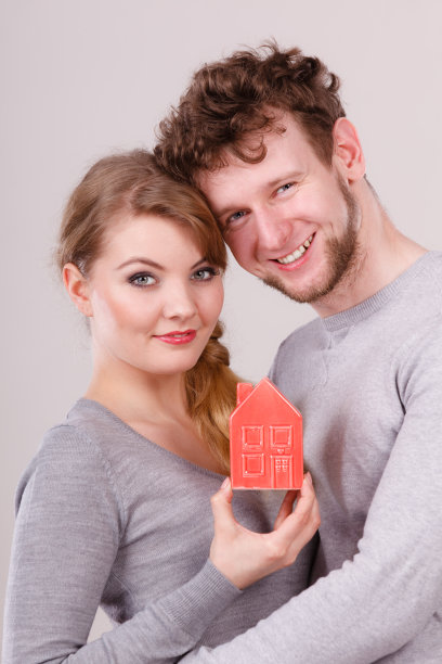 夫妻以家的象征来表达感情图片下载