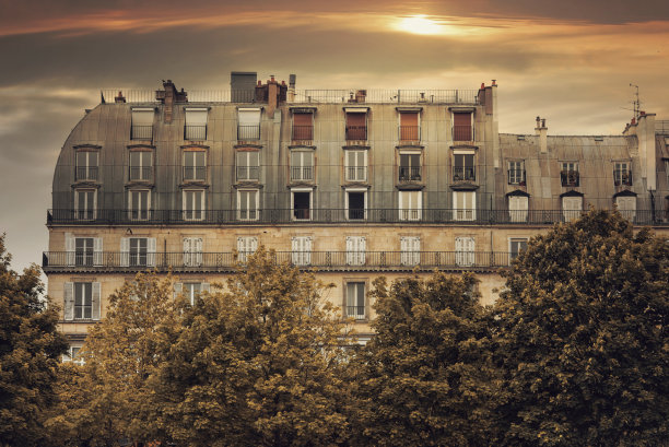 巴黎的秋夜图片下载