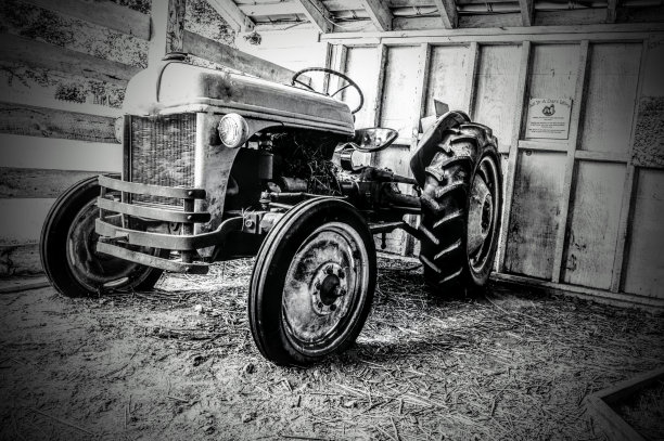 拖拉机图片下载