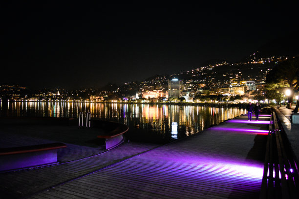 晚上蒙特勒图片下载